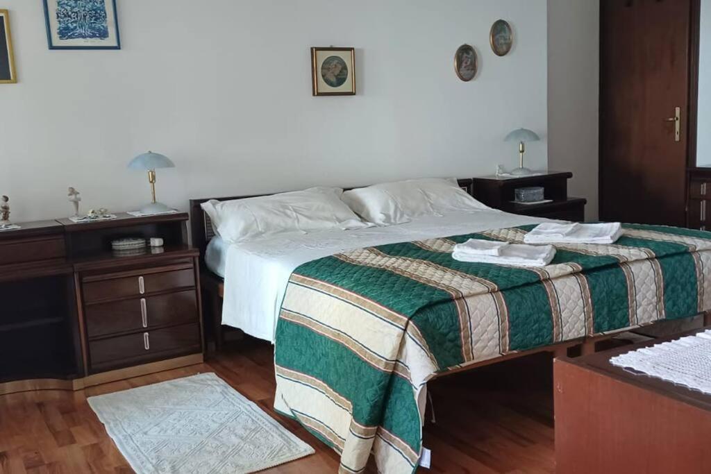 Brezza Marina - Appartamento In Villa Fronte Mare Triest Zewnętrze zdjęcie