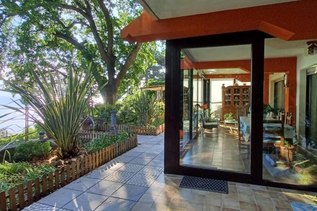 Brezza Marina - Appartamento In Villa Fronte Mare Triest Zewnętrze zdjęcie