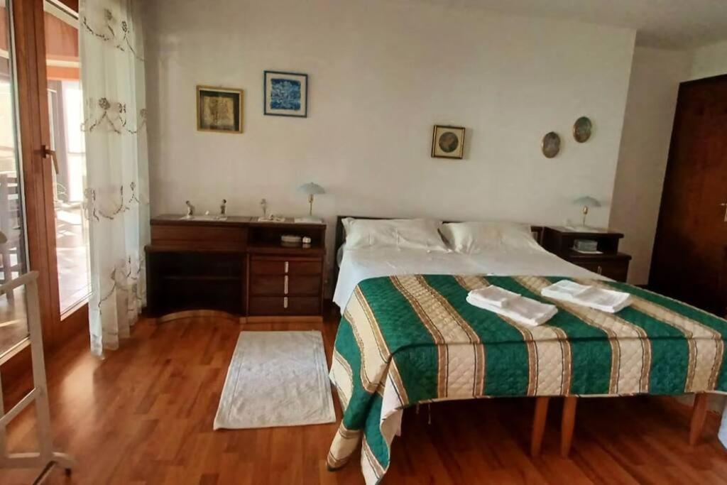 Brezza Marina - Appartamento In Villa Fronte Mare Triest Zewnętrze zdjęcie